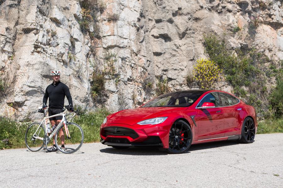  Tesla Model S P85D Elizabeta by Larte Design 2015 года  (фото 51 из 72)